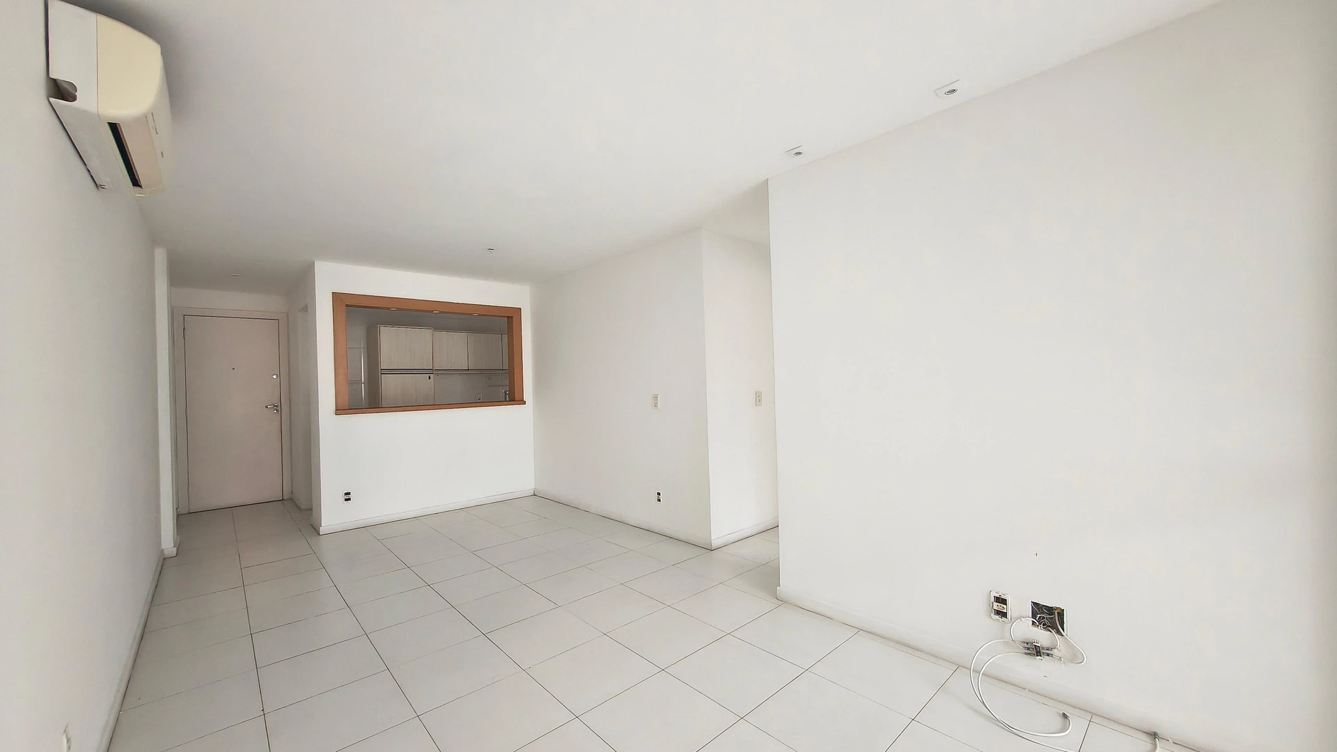 Apartment, 75 m², with a glass-enclosed balcony — photo 27
