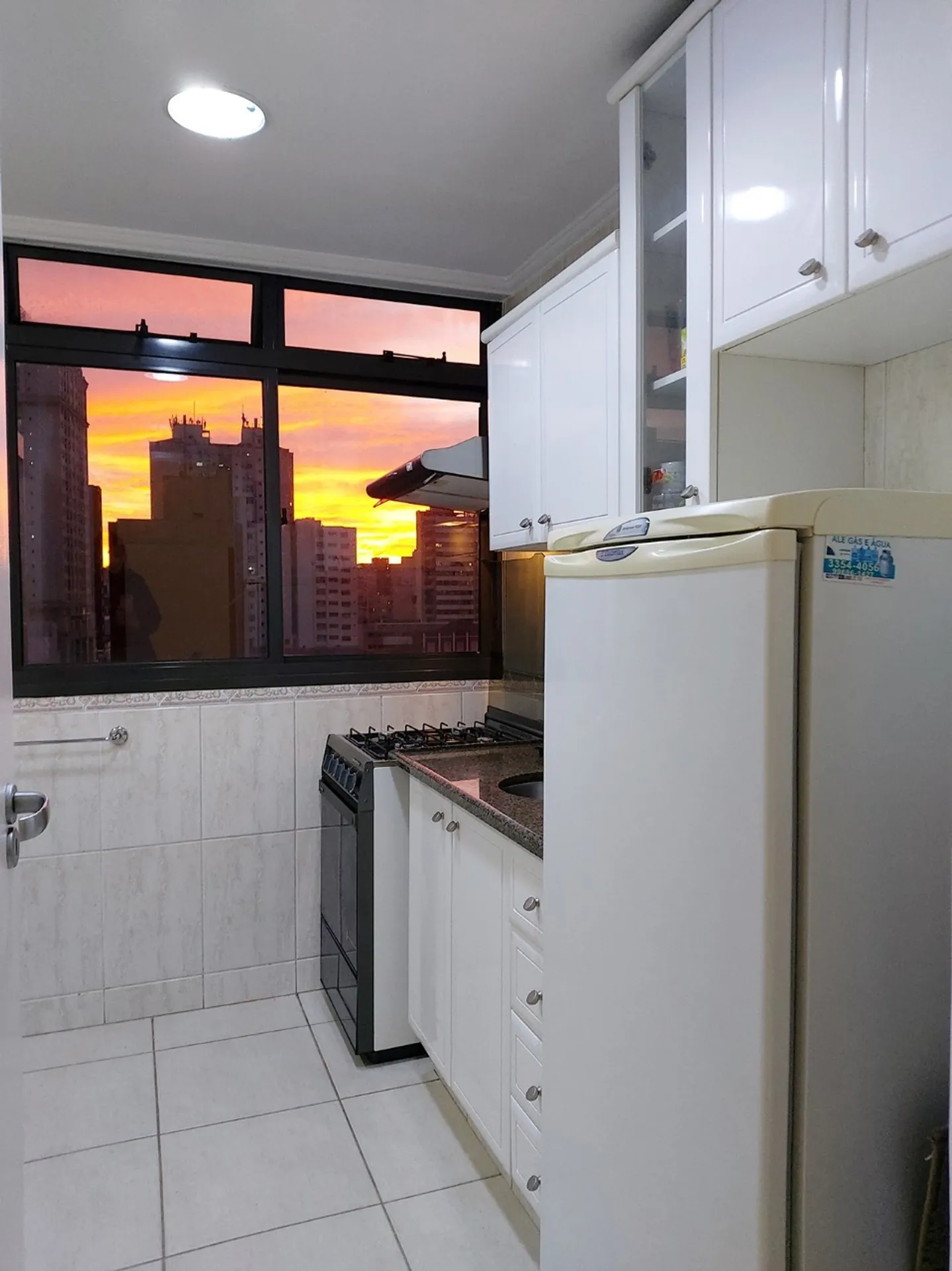 Apartamento de 1 quarto com máquina de lavar, Centro — photo 2