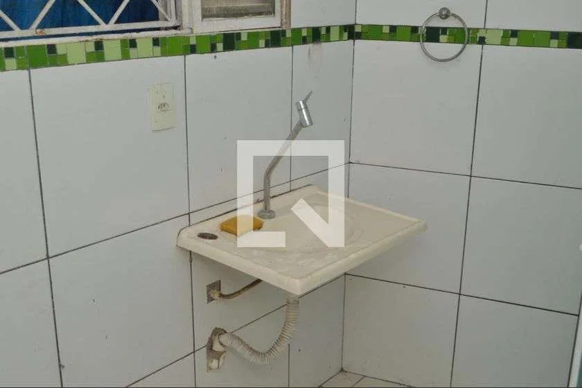 28 m² studio with washing machine and balcony — photo 7