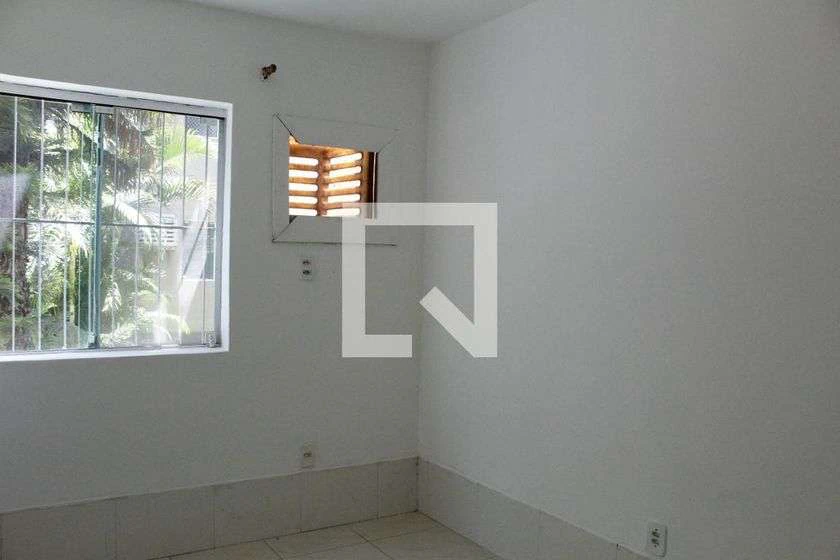 Apartamento de 2 dormitorios con balcón y 60 m² — photo 25