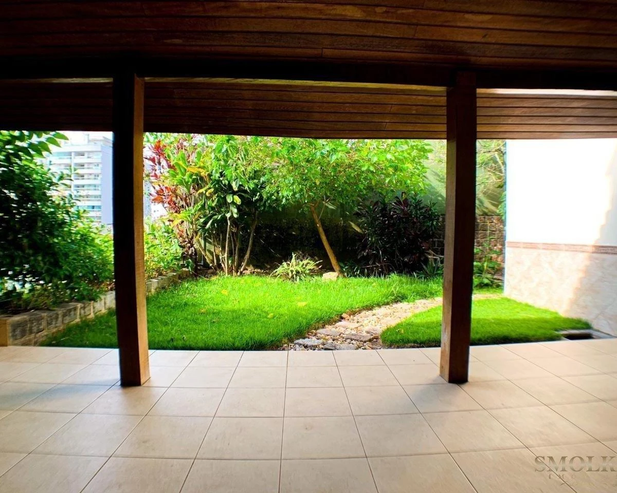 Casa de 273 m² con balcón gourmet y espacio de home office — photo 35