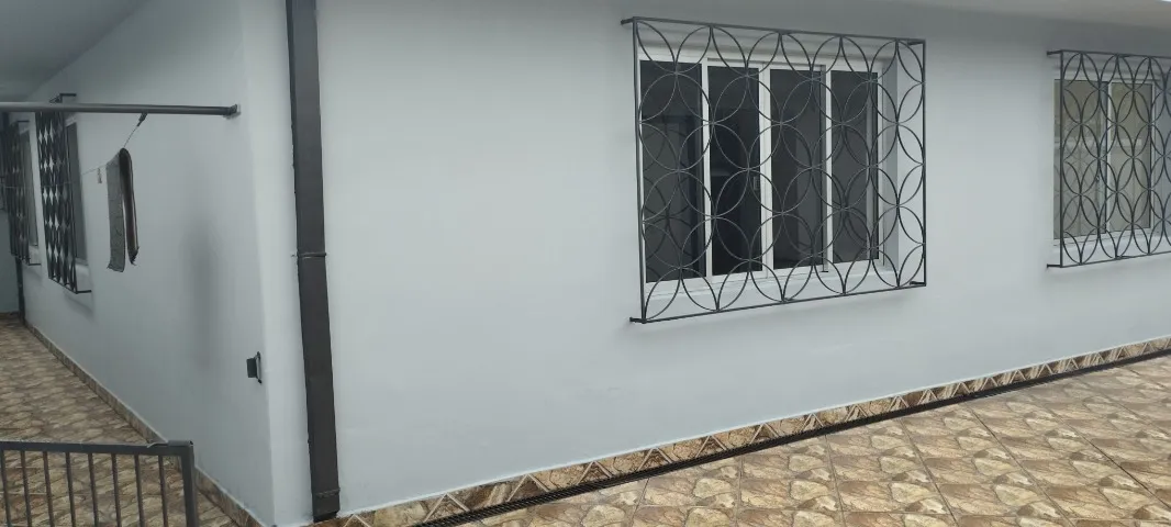 Furnished commercial house with 3 bedrooms and 3 bathrooms — photo 19