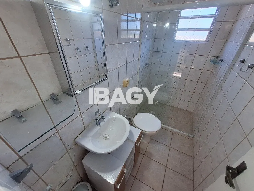 Apartamento amueblado de 49 m² con 2 dormitorios y balcón — photo 9