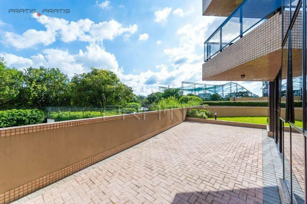 350 m² 3-bedroom apartment with a private BBQ balcony — photo 48