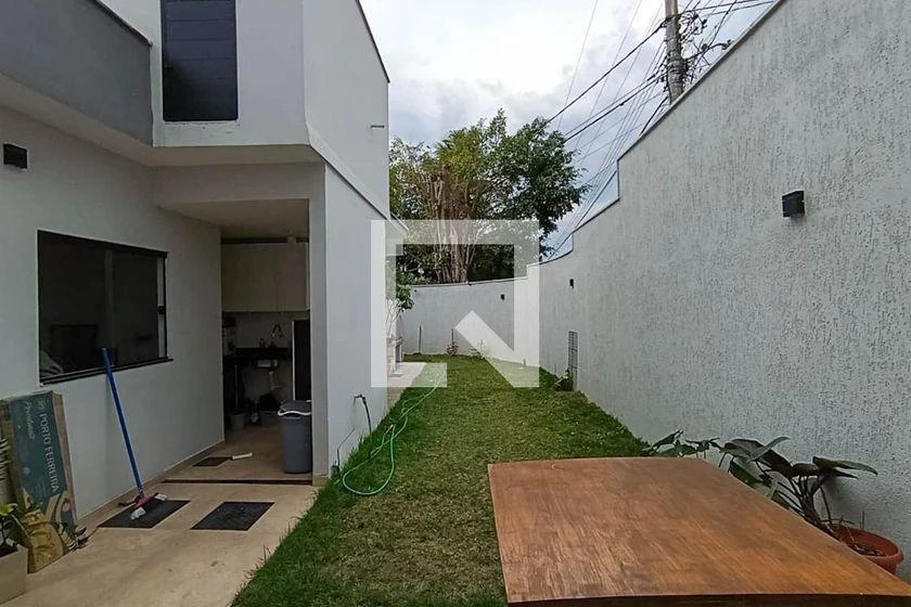 Furnished house with A/C, 2 bedrooms and 140 m² — photo 38