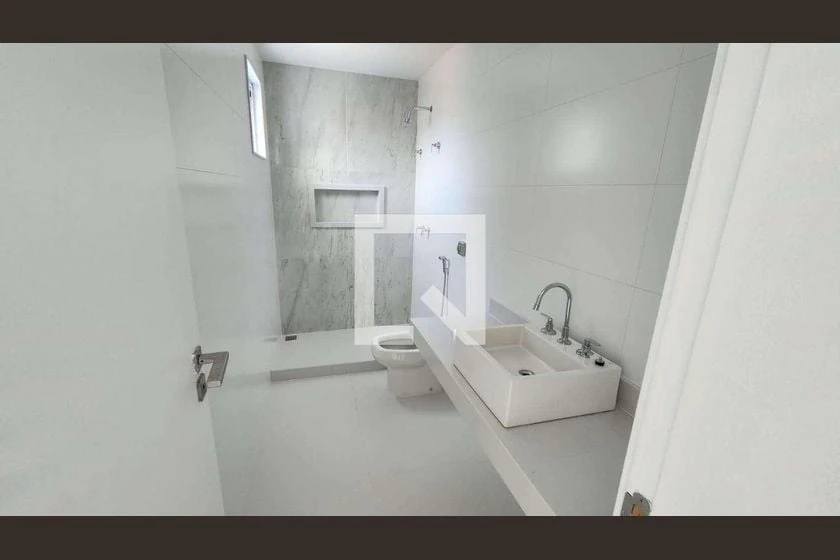 Casa com 3 suítes e 320 m², com 3 vagas — photo 19