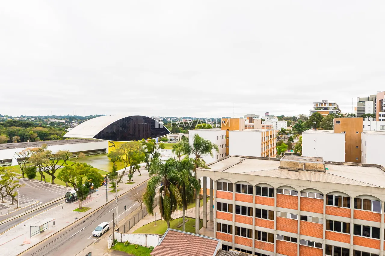 Furnished duplex apartment with an enclosed balcony — photo 14