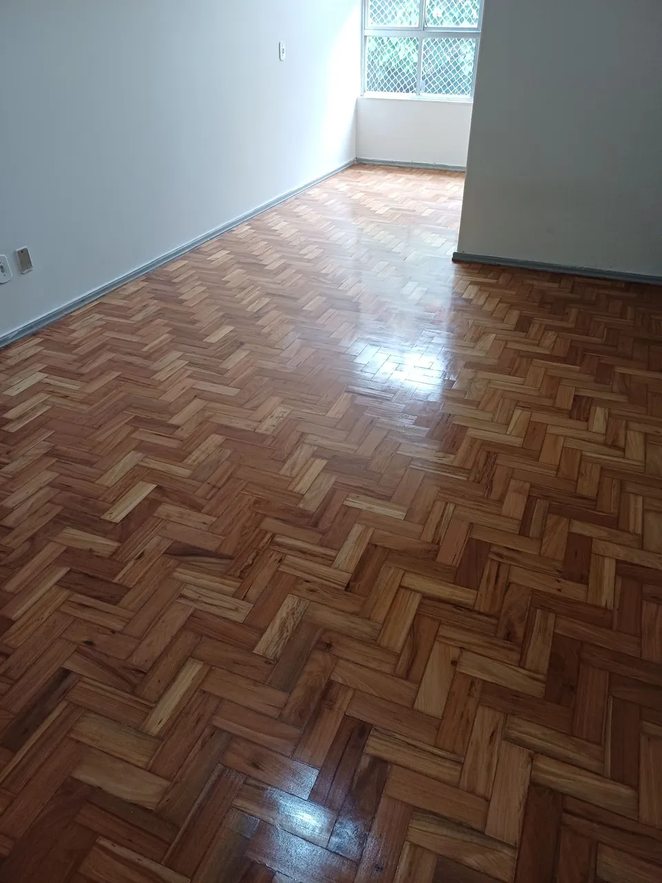3-bedroom apartment with laundry area and 2 bathrooms — photo 6