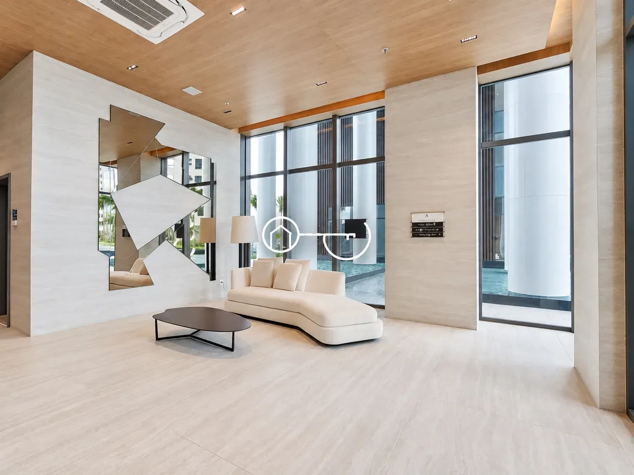 Furnished apartment, 120 m², with a jacuzzi — photo 34