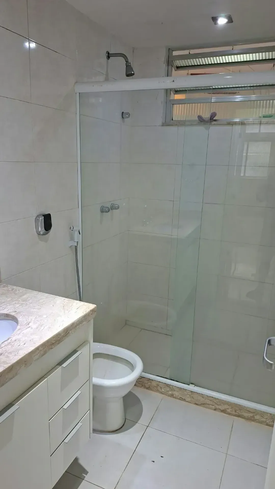 3-bedroom apartment, 1 with its own bathroom, 149 m² — photo 9