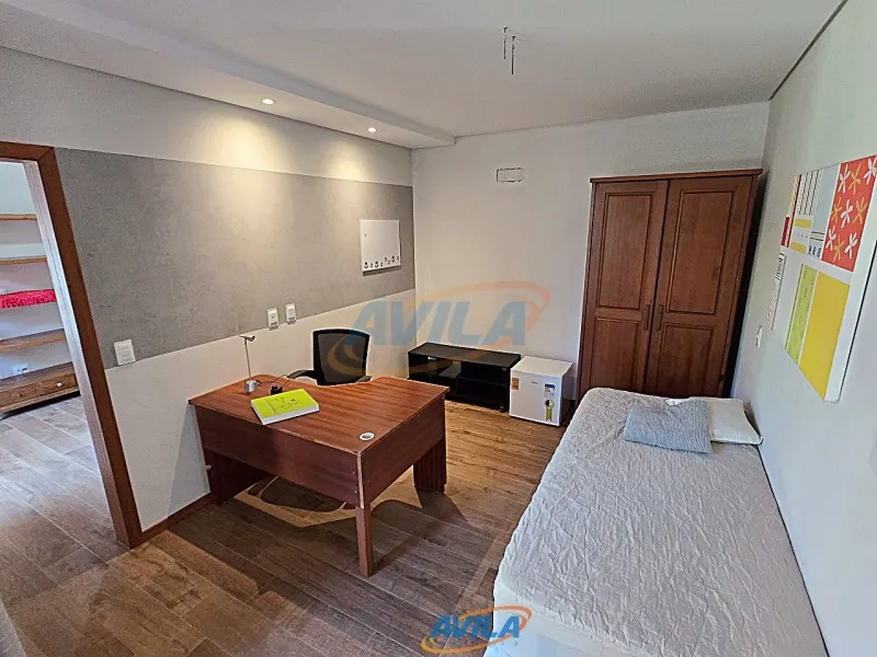 Casa mobiliada com 4 quartos e cozinha em conceito aberto — photo 19