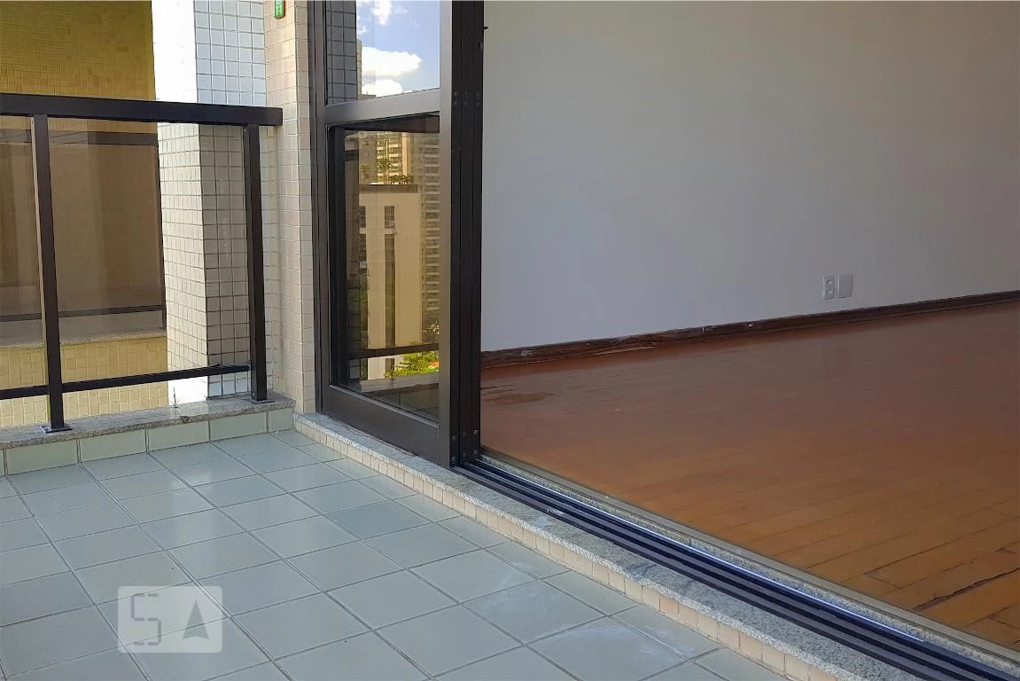 Apartment, 99 m², with a jacuzzi — photo 21