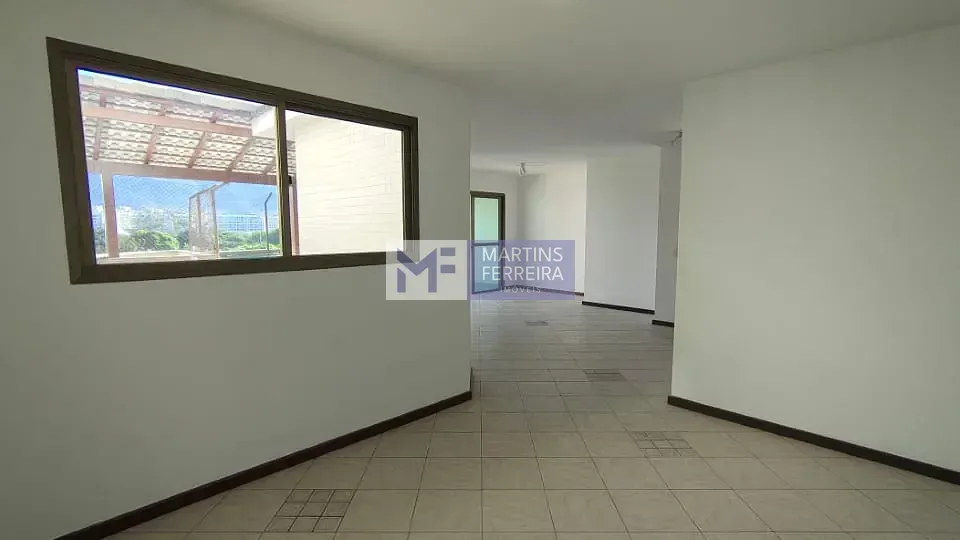 Apartment with 3 bedrooms and shared BBQ space — photo 19