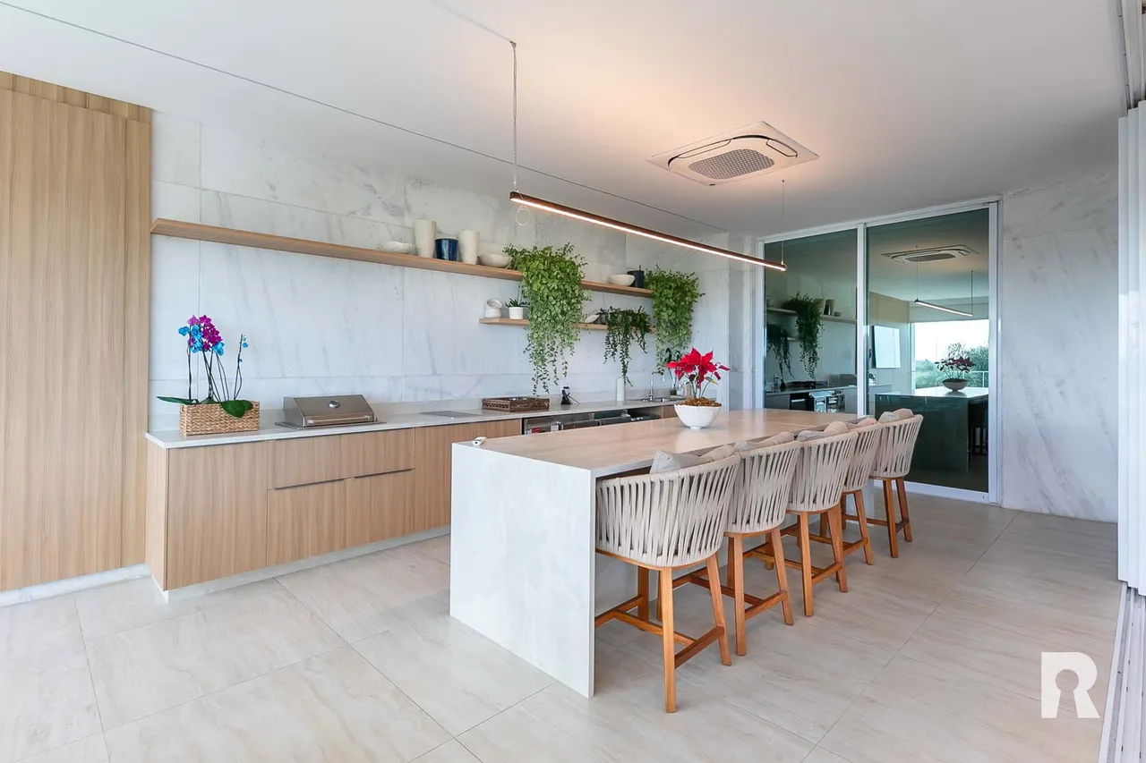 Apartamento mobiliado com cozinha integrada e 5 suítes — photo 2