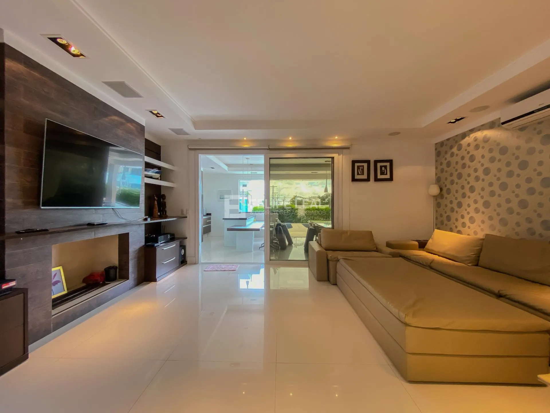 Casa em condomínio com 9 dormitórios e 8 suítes — photo 54