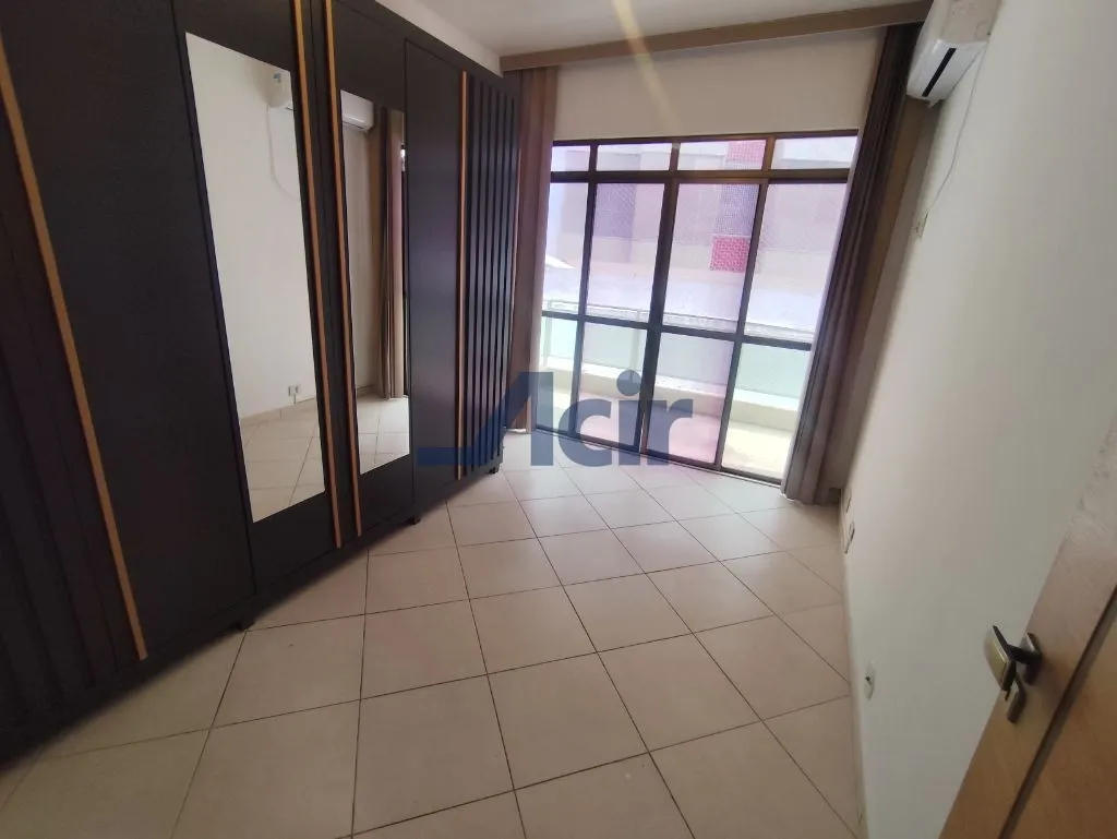 3-bedroom apartment, 1 with its own bathroom, 122 m² — photo 23