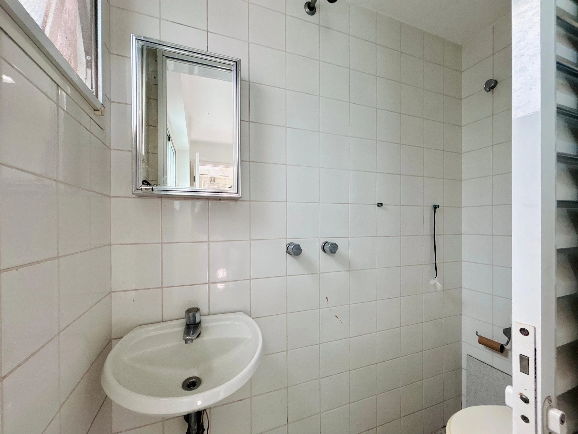 3-bedroom apartment in a building with a sauna — photo 46