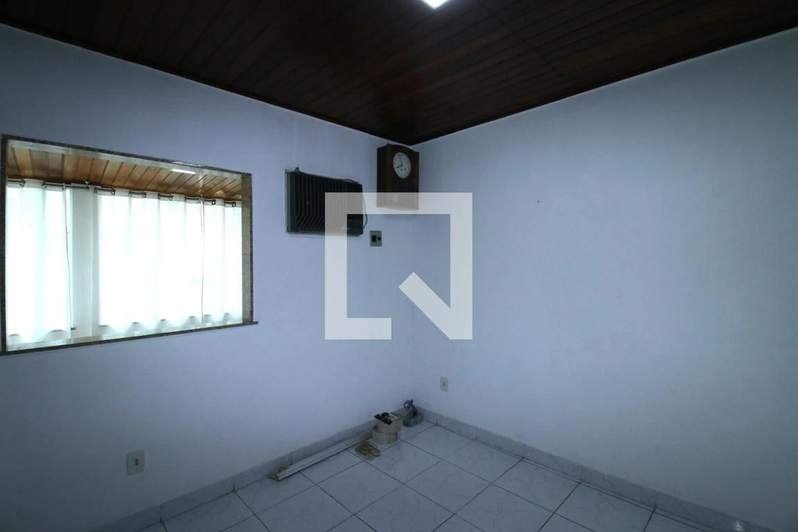 Unfurnished house for rent with 4 bedrooms and private garden — photo 20