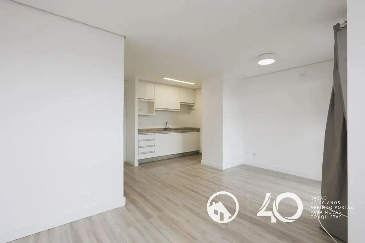 Apartment, 31 m², with wood or laminate floors — photo 7