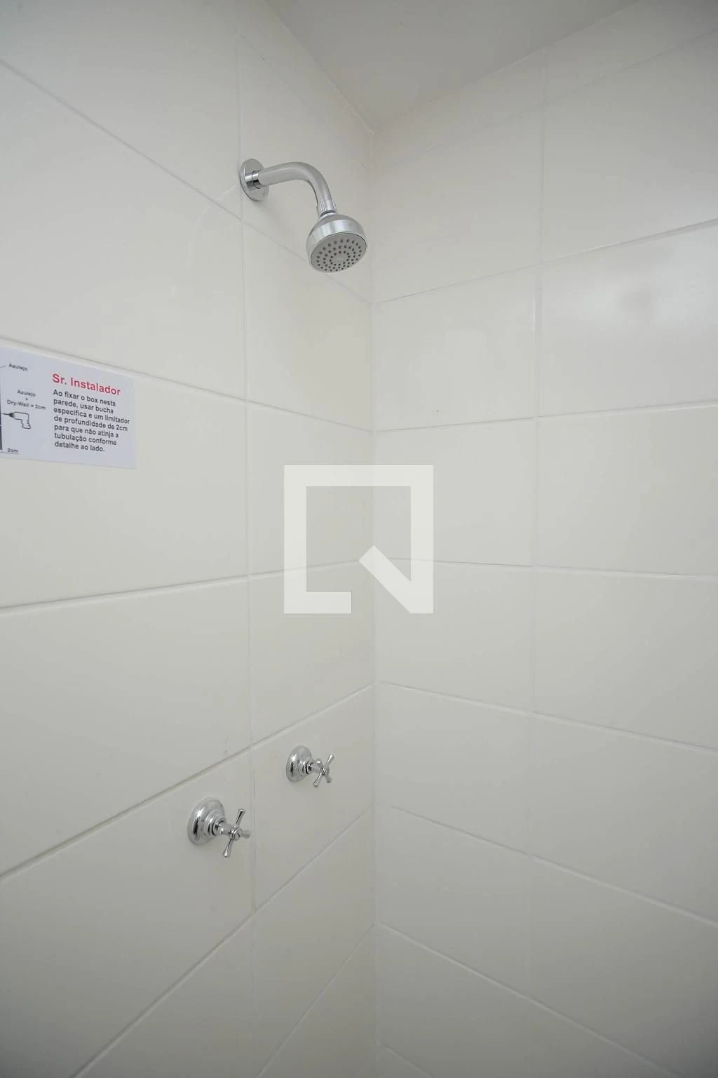 2-bedroom apartment with laundry area and 1 parking spot — photo 6