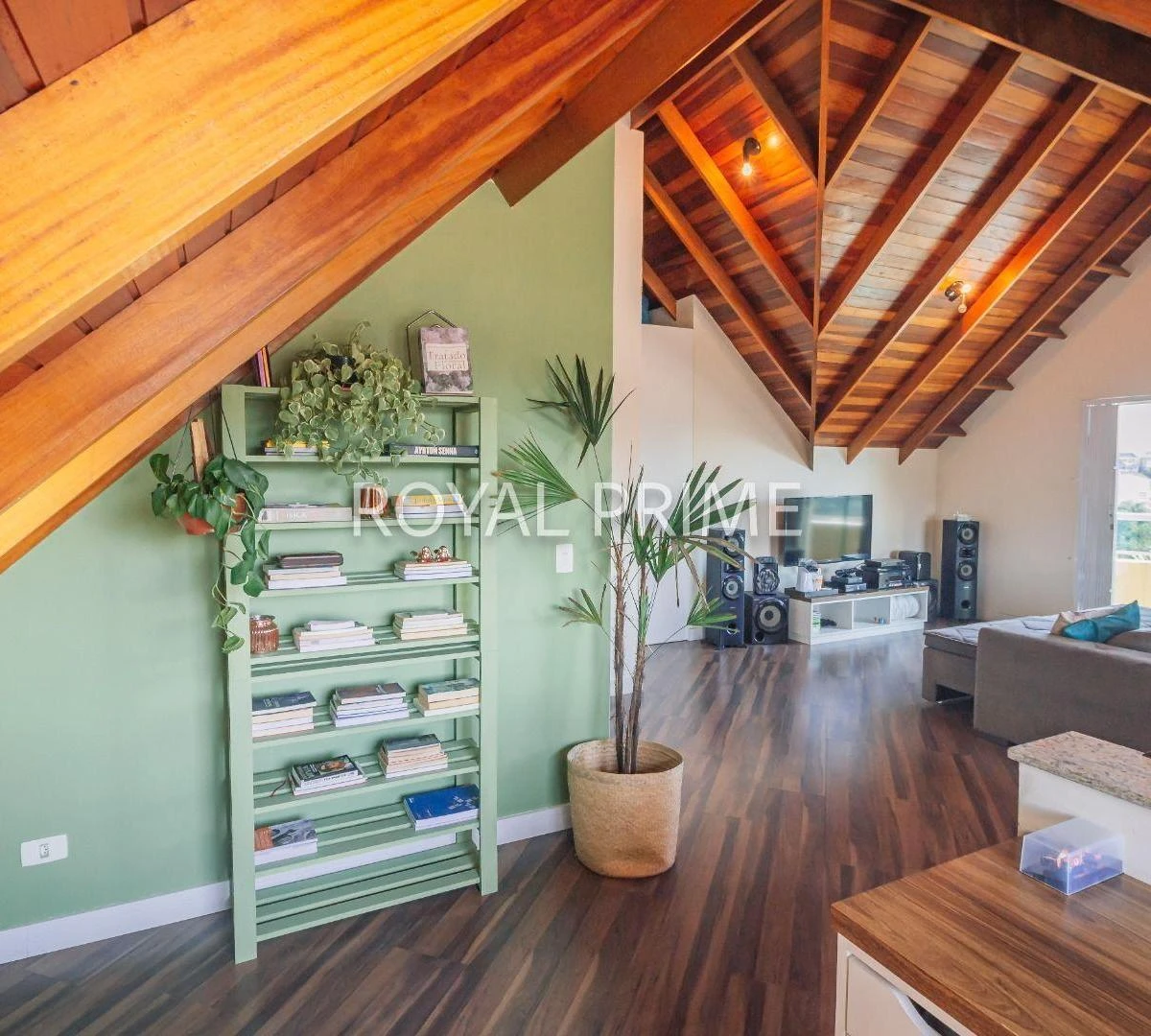 Furnished house, 186 m², with a walk-in closet — photo 25