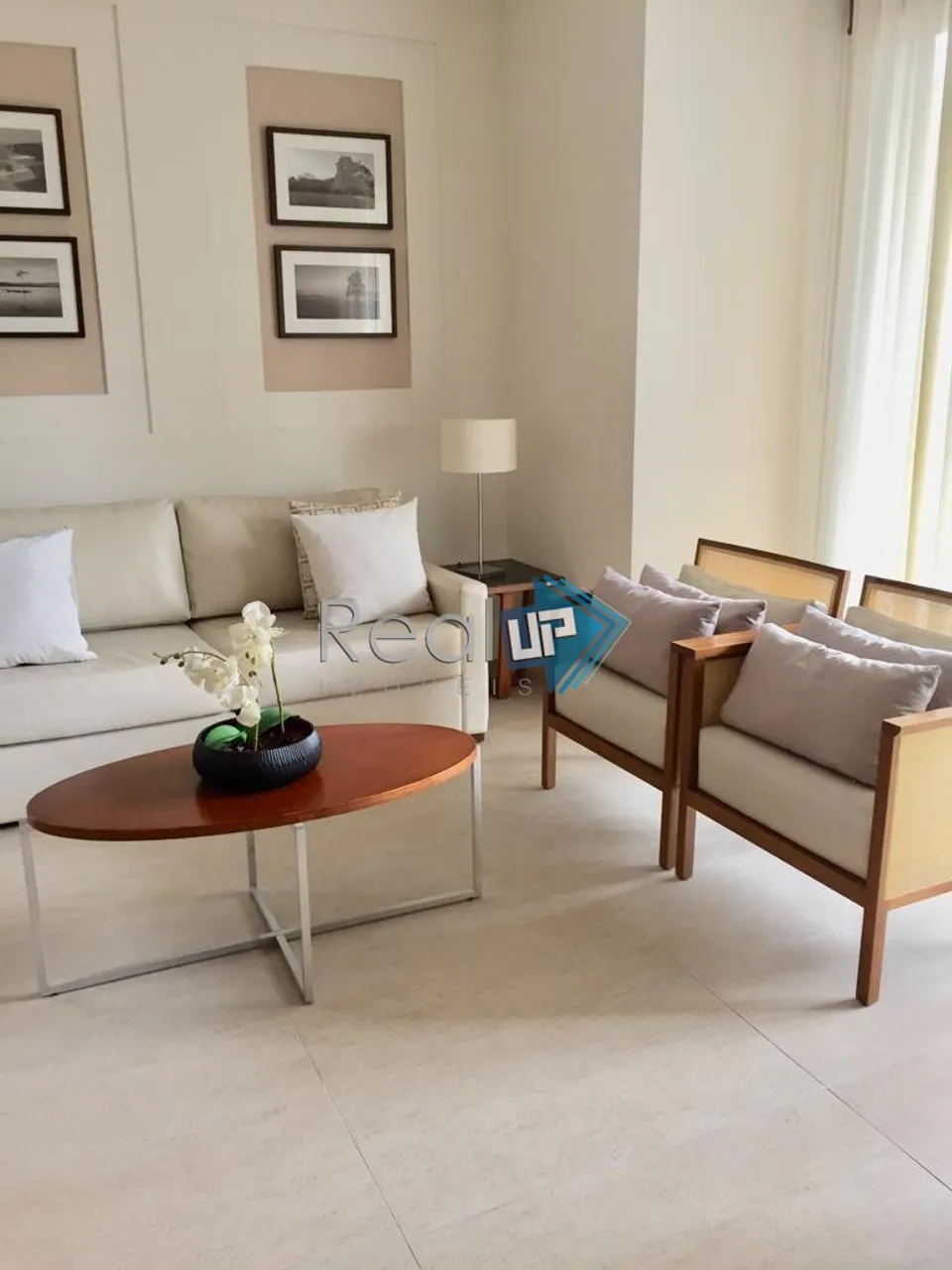 Furnished apartment with 2 bedrooms and a balcony — photo 9