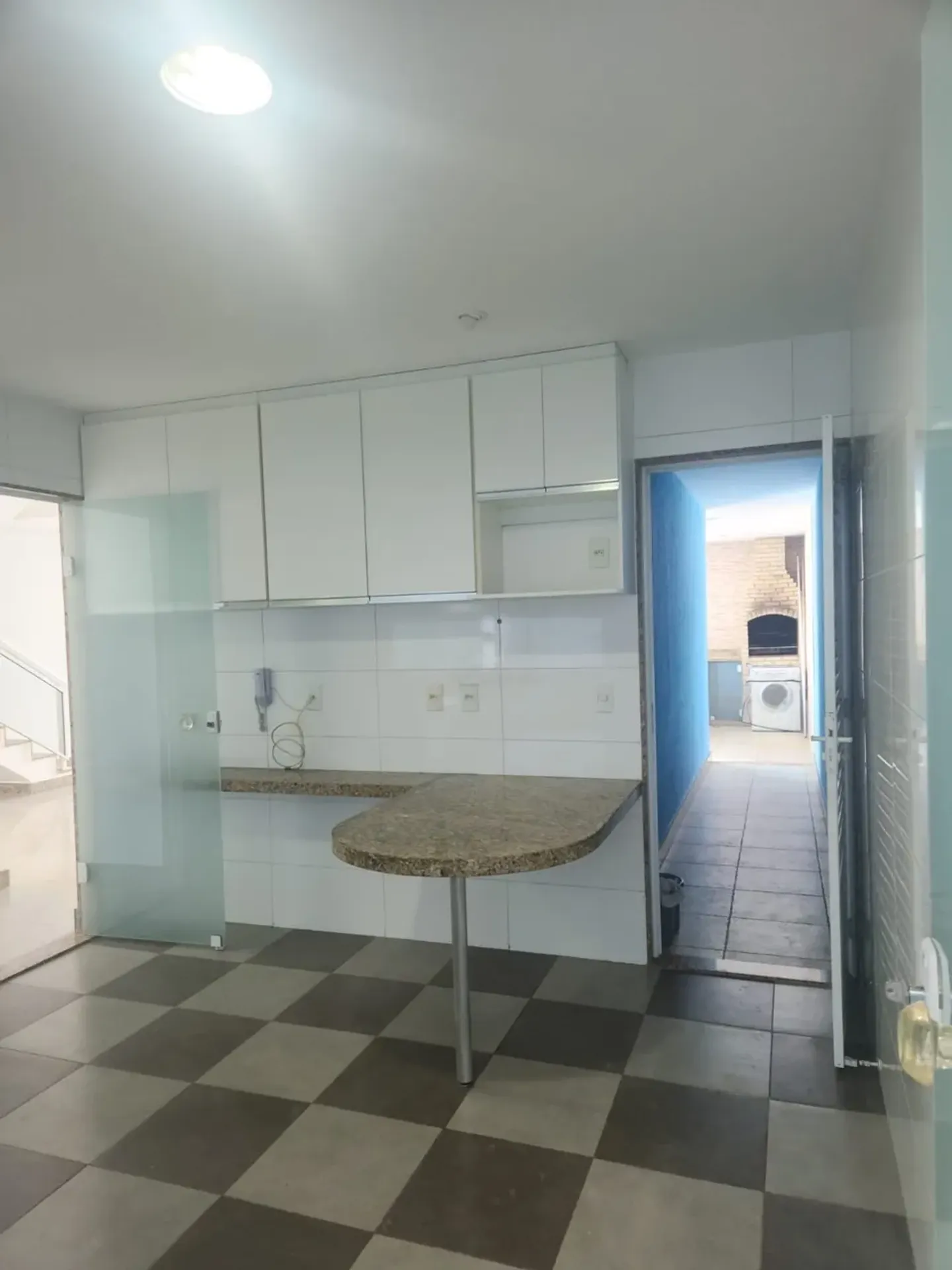 Washing machine in a 4-bedroom house, 250 m² — photo 21