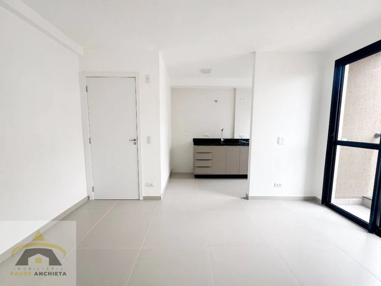 2-bedroom apartment with a home office in Curitiba