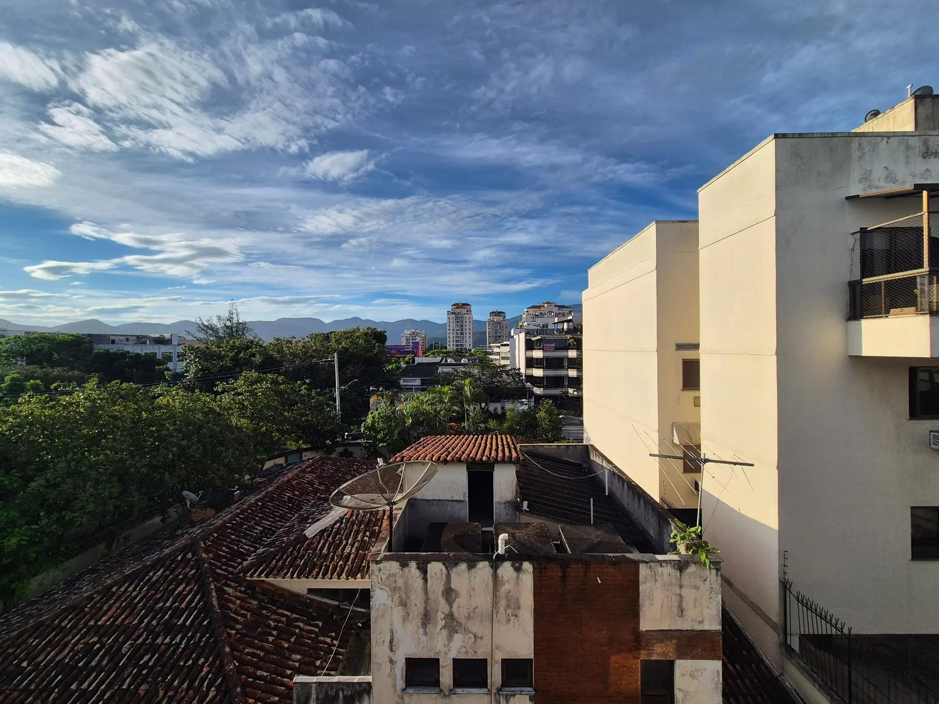 Apartamento de 2 quartos em condomínio com piscina — photo 39