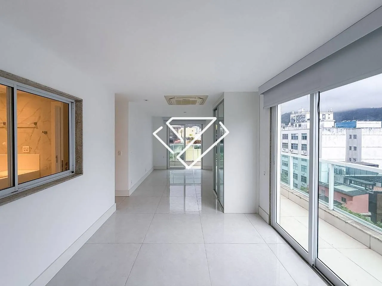Water view in a 3-bedroom apartment, 660 m² — photo 3