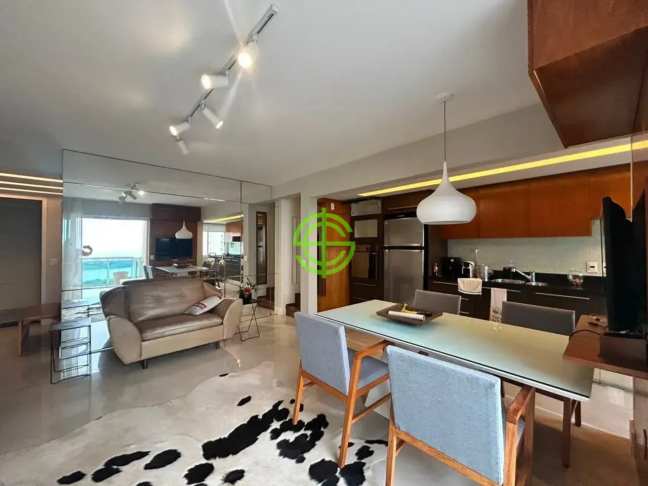 Furnished apartment with 2 bedrooms and 3 bathrooms — photo 7
