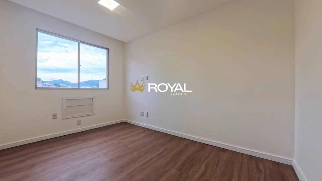 Apartment, 76 m², with wood or laminate floors — photo 15