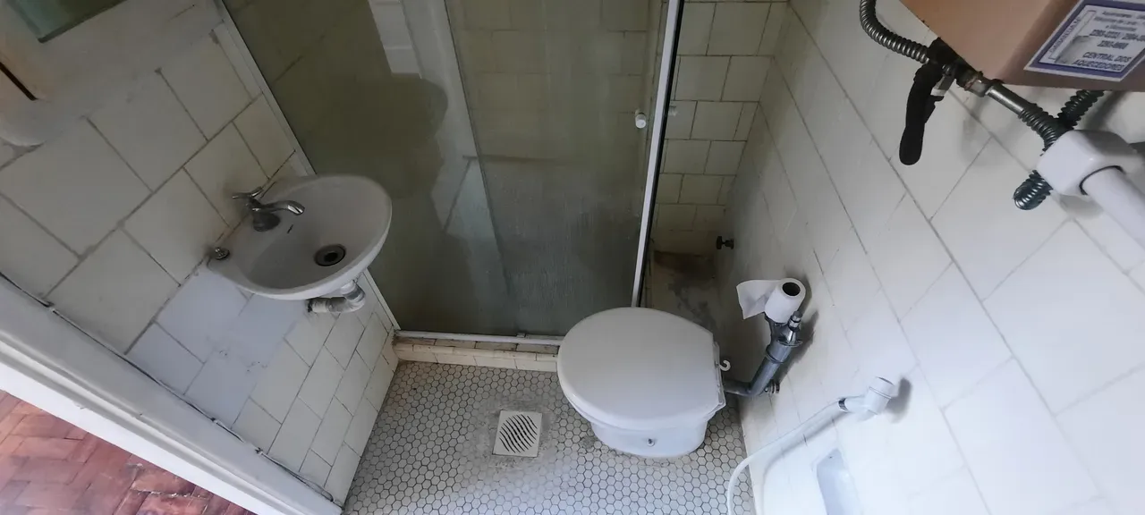 Деревянный пол или ламинат и 1 спальня: квартира 30 м² — photo 26