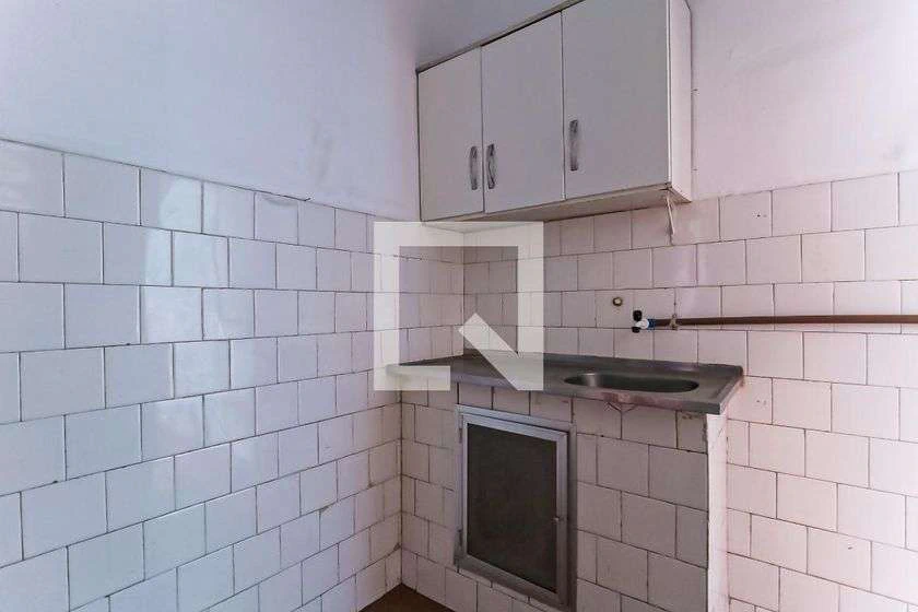 Apartamento de 1 quarto de 35 m² com cozinha fechada — photo 3