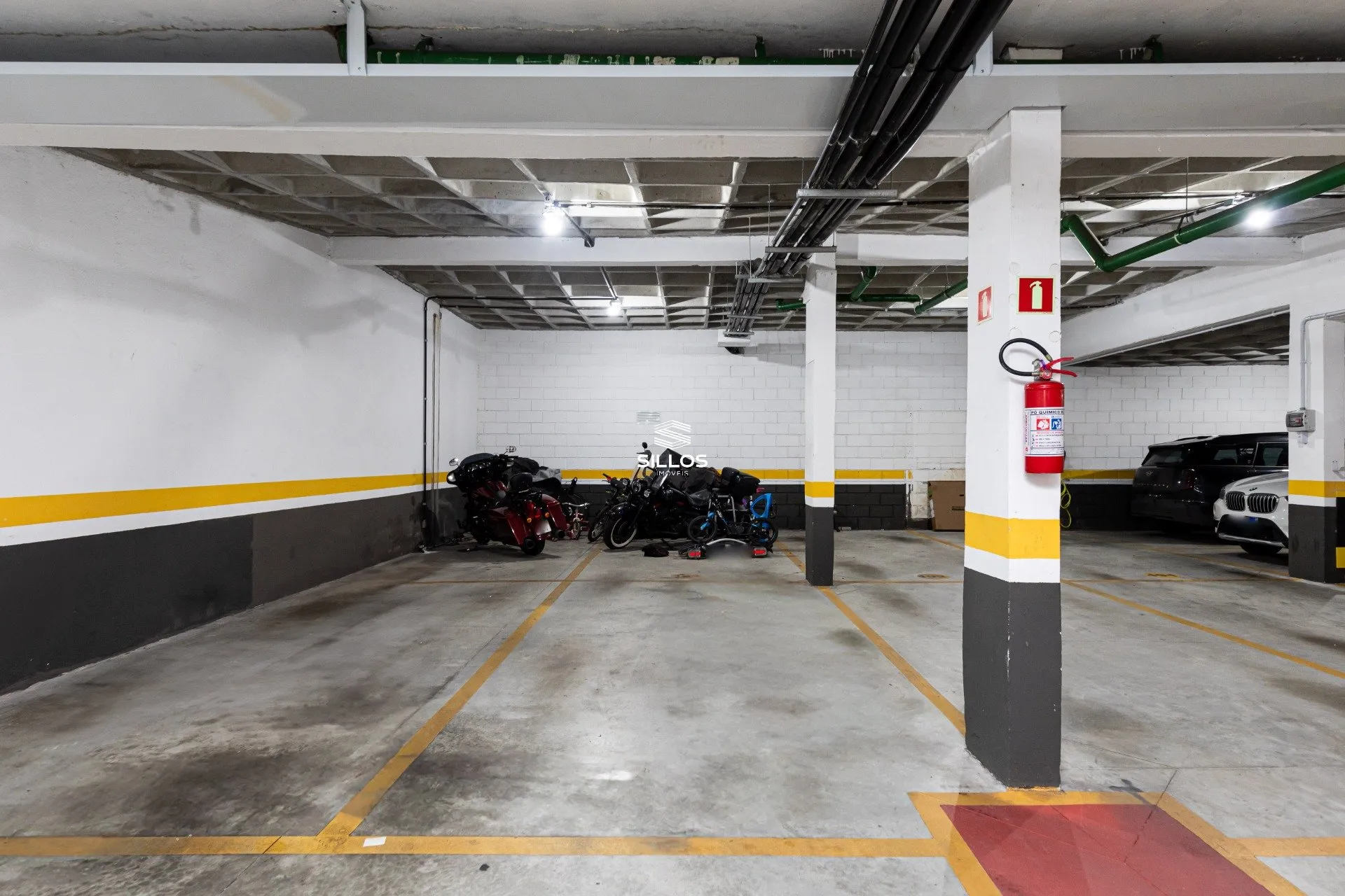Квартира 321 м² з 3 спальнями-сюїтами і 4 паркомісцями — photo 34