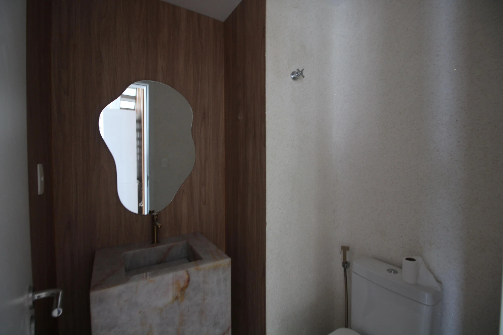 Apartment, 116 m², with a glass-enclosed balcony — photo 15