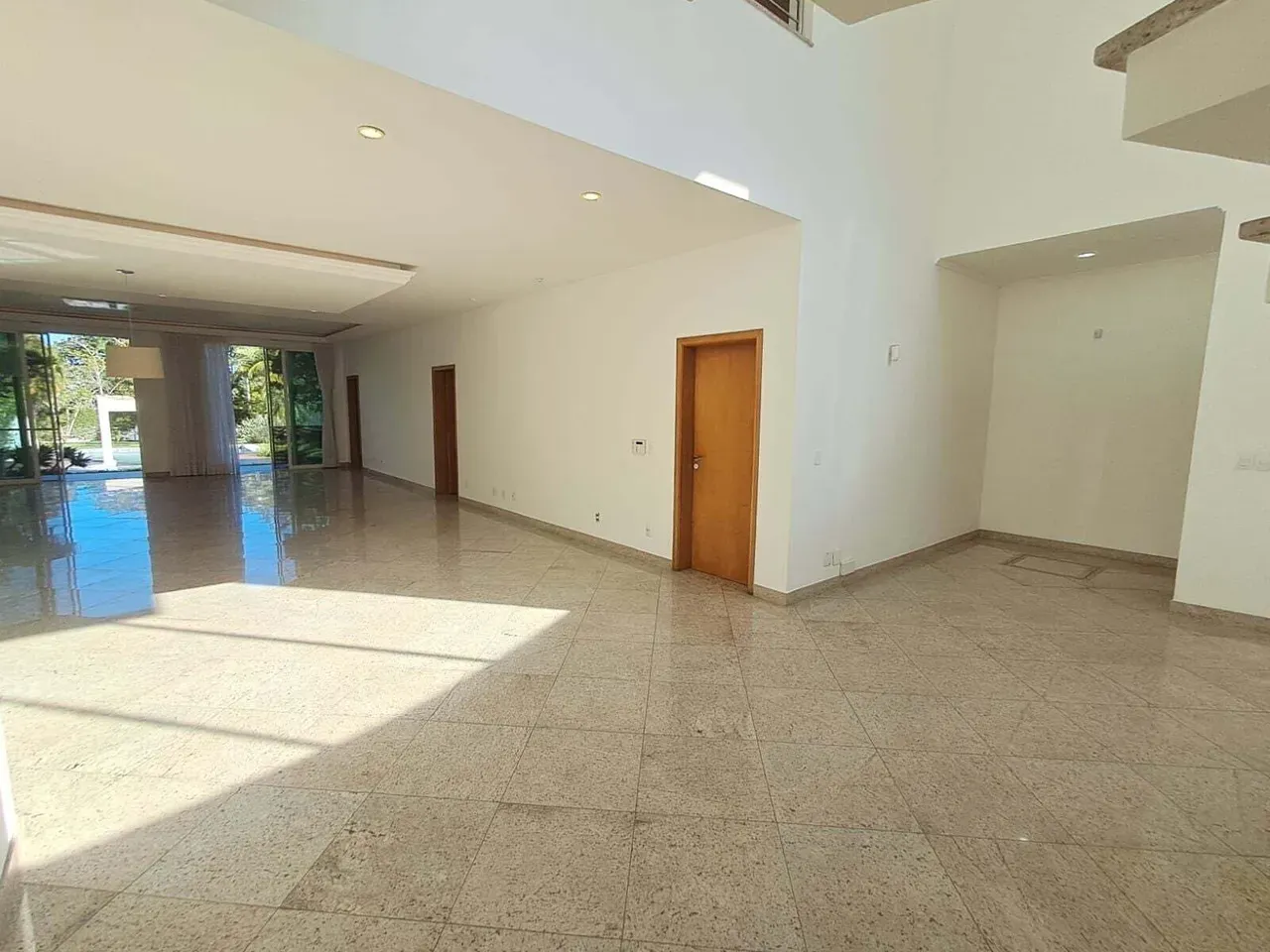 House for rent with 1,500 m², 4 bedrooms and 5 baths — photo 21