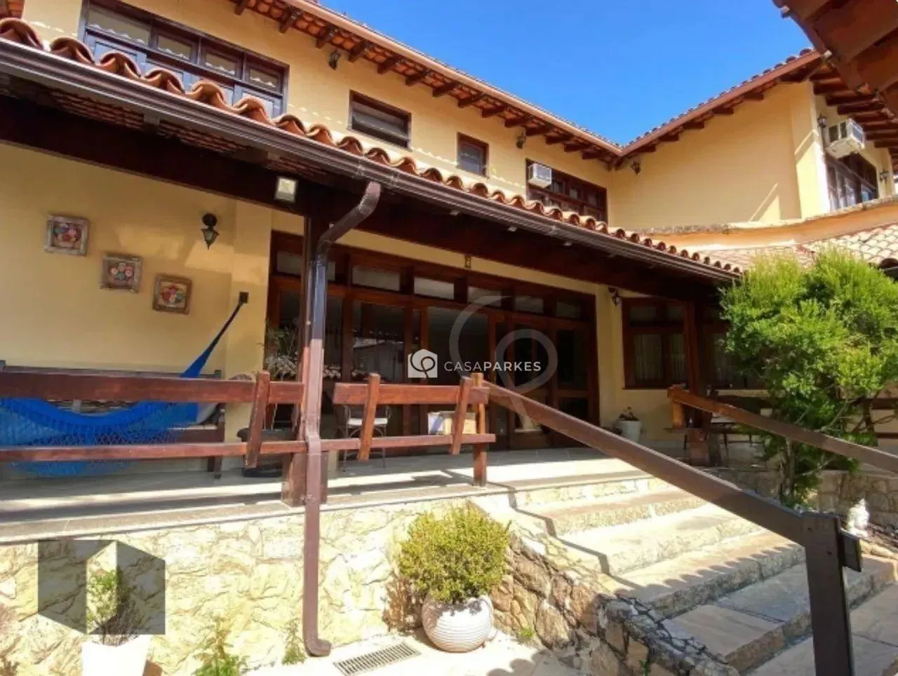 Furnished house with 5 bedrooms and 3 baths, 600 m² — photo 4