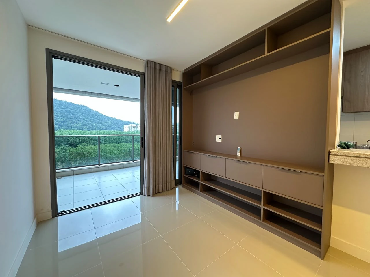 87 m² apartment with a home office and a mountain view — photo 21