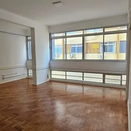 Ванна та 5 спалень: квартира 212 м² — photo 4