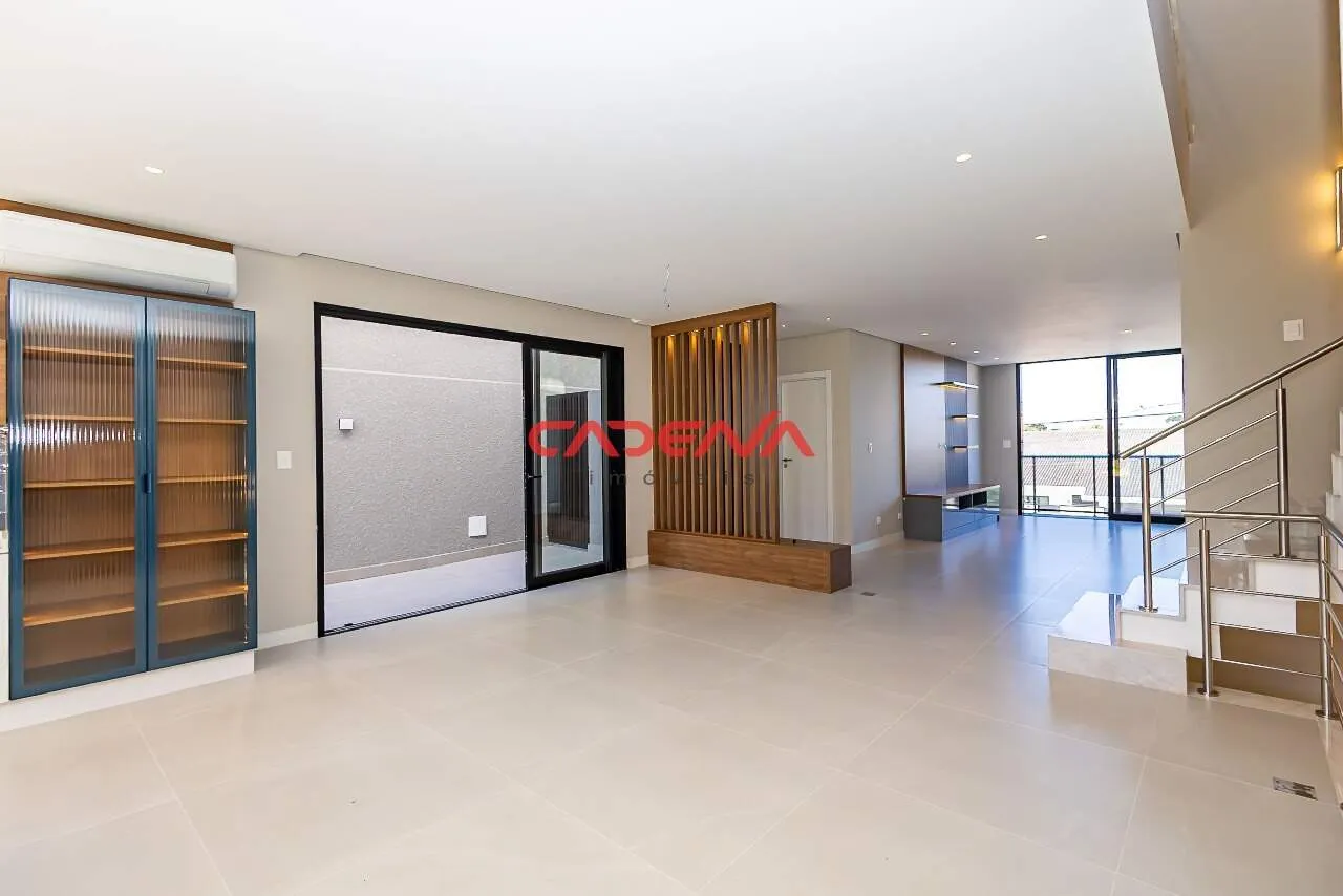 House with 4 bedrooms and 306 m² plus a balcony — photo 5