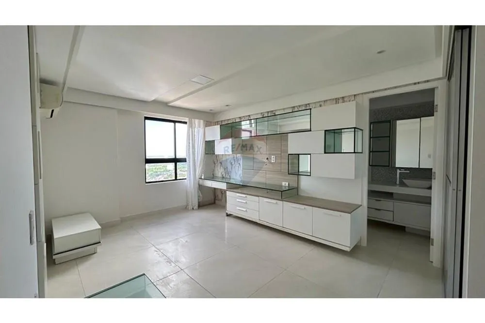 Furnished duplex apartment with open kitchen and 430 m²