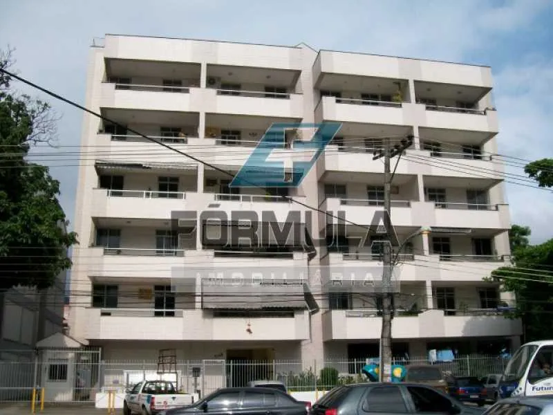 One-bedroom apartment with a mountain view in Rio de Janeiro — photo 6