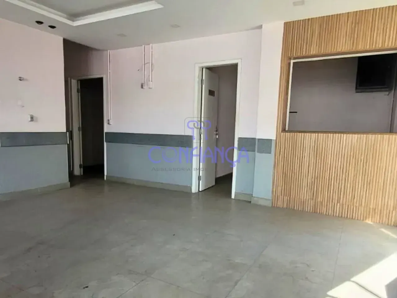 House with 1 bedroom and 3 bathrooms plus 5 parking spaces