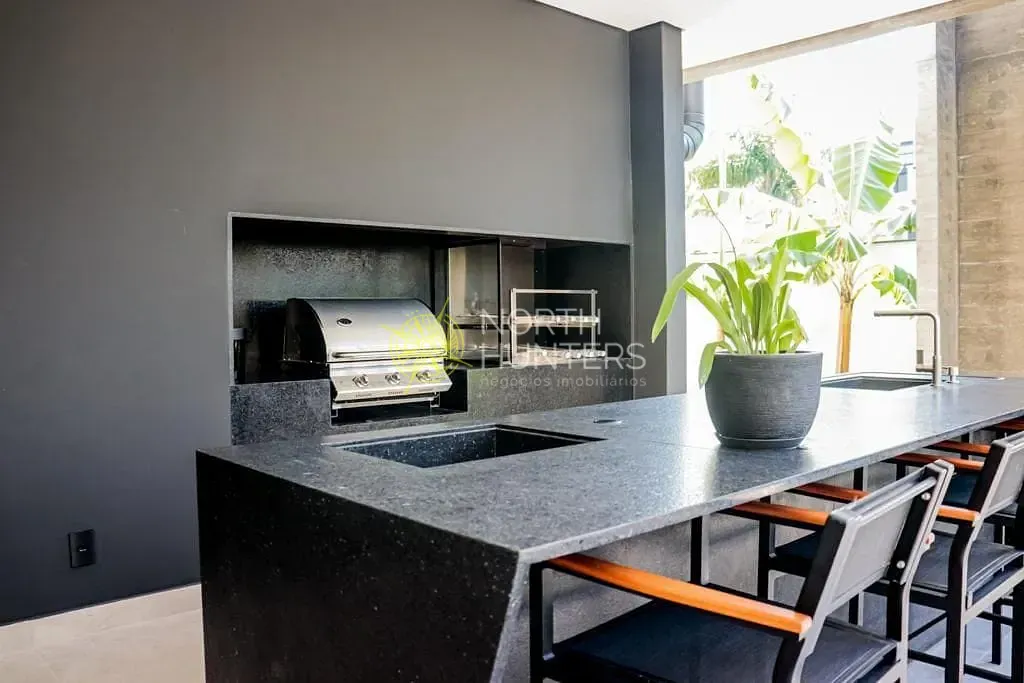 Casa mobiliada de 5 suítes com 646 m² e 4 vagas — photo 14