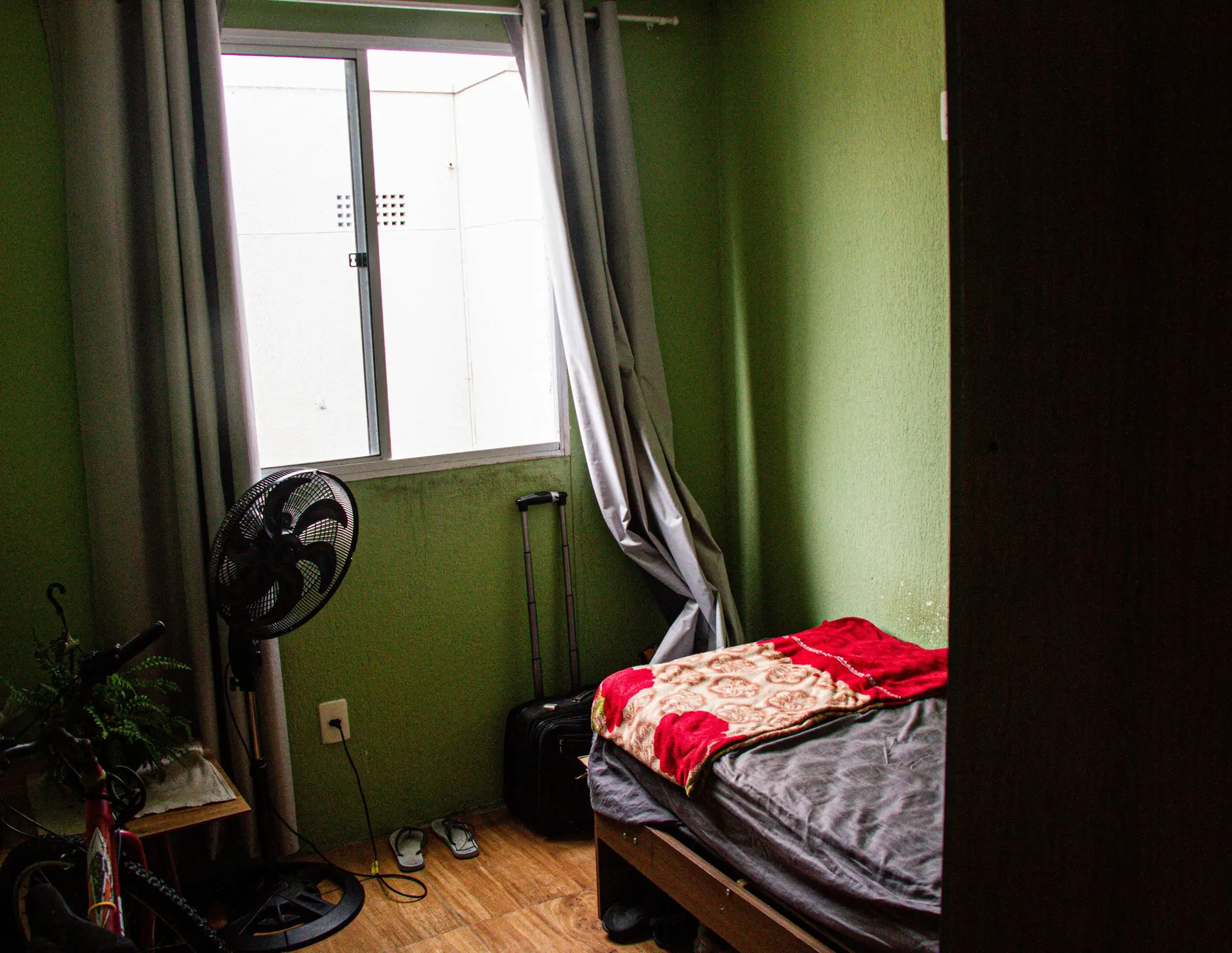 50 m² apartment with a washing machine and a home office — photo 10