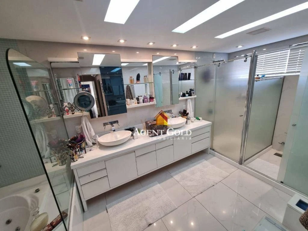 Furnished 900 m² house with 6 en-suite bedrooms — photo 25
