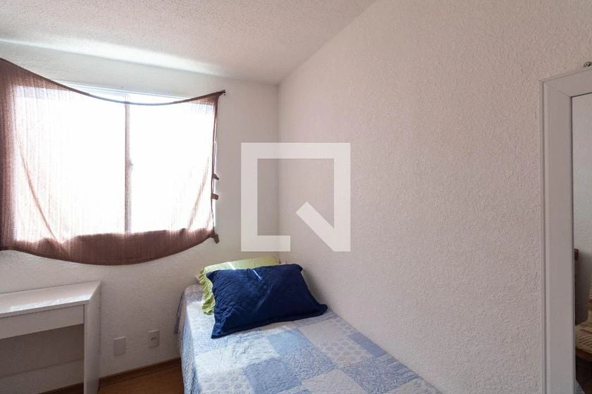 Home office in a 2-bedroom apartment, 42 m² — photo 16