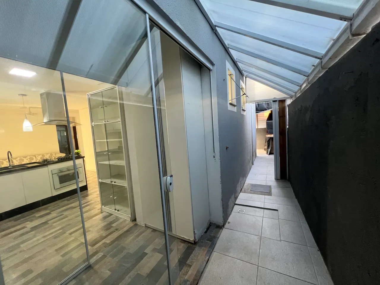Apartment with 3 bedrooms, en-suite and open gas kitchen — photo 4