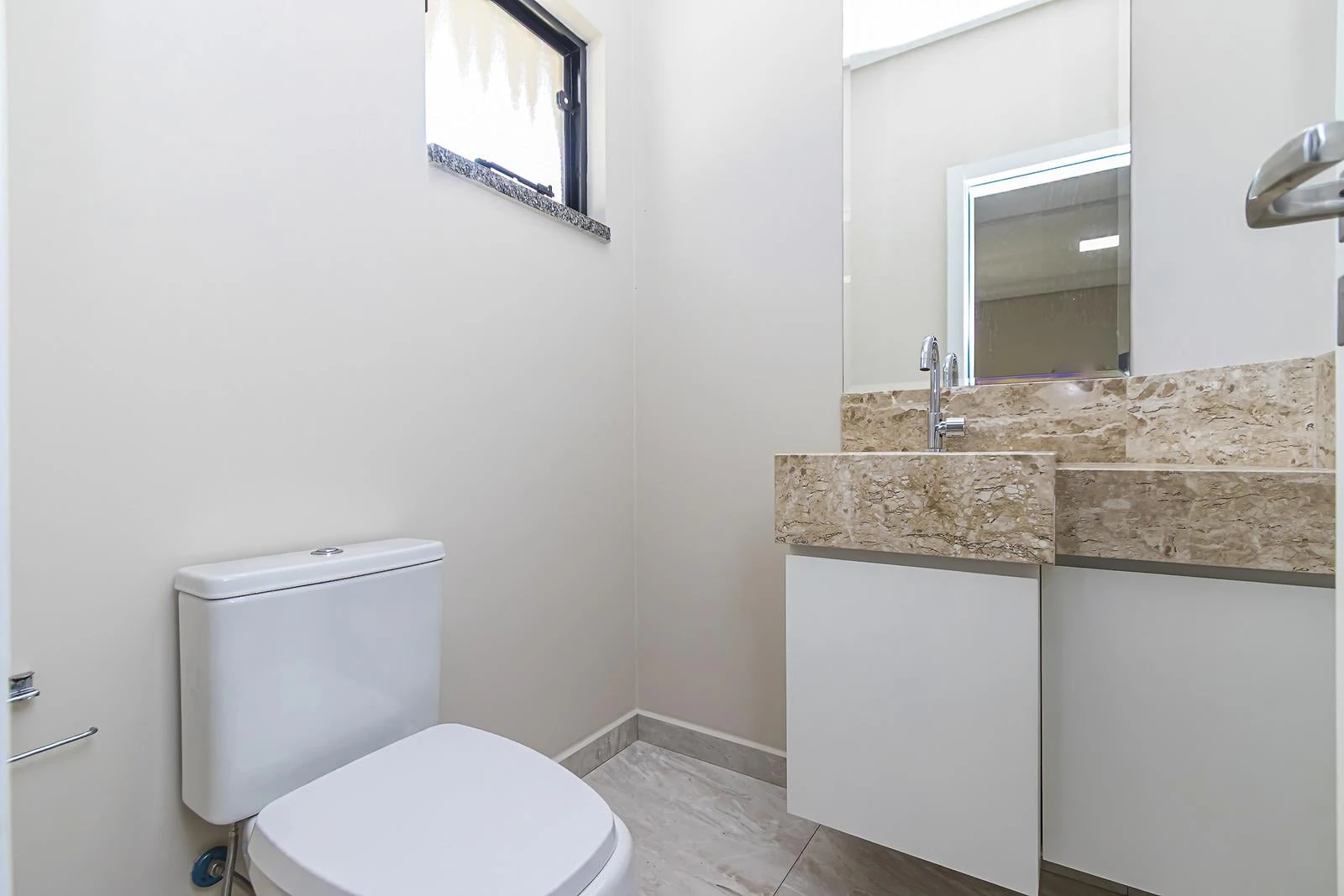 Casa, 92 m², con balcón cerrado con vidrio — photo 10